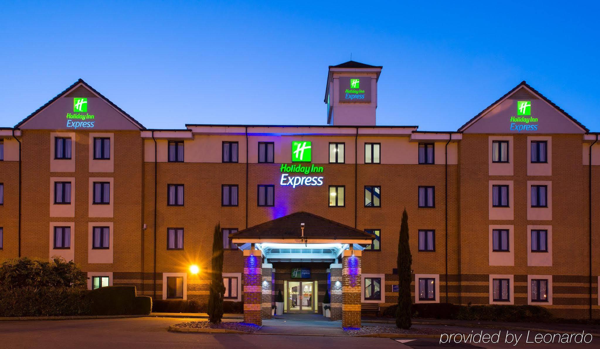 Holiday Inn Express London - Dartford By Ihg Exteriör bild
