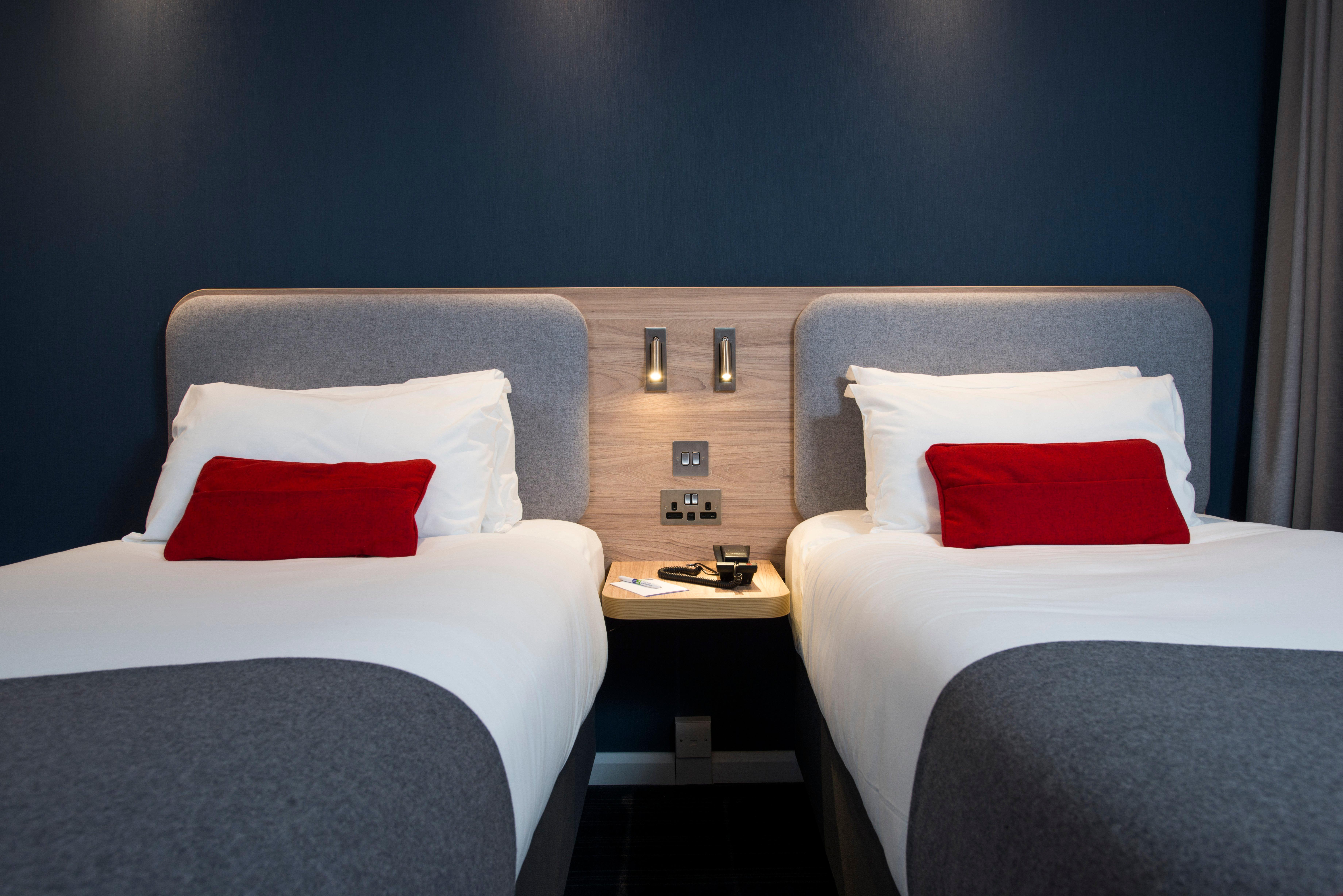 Holiday Inn Express London - Dartford By Ihg Exteriör bild