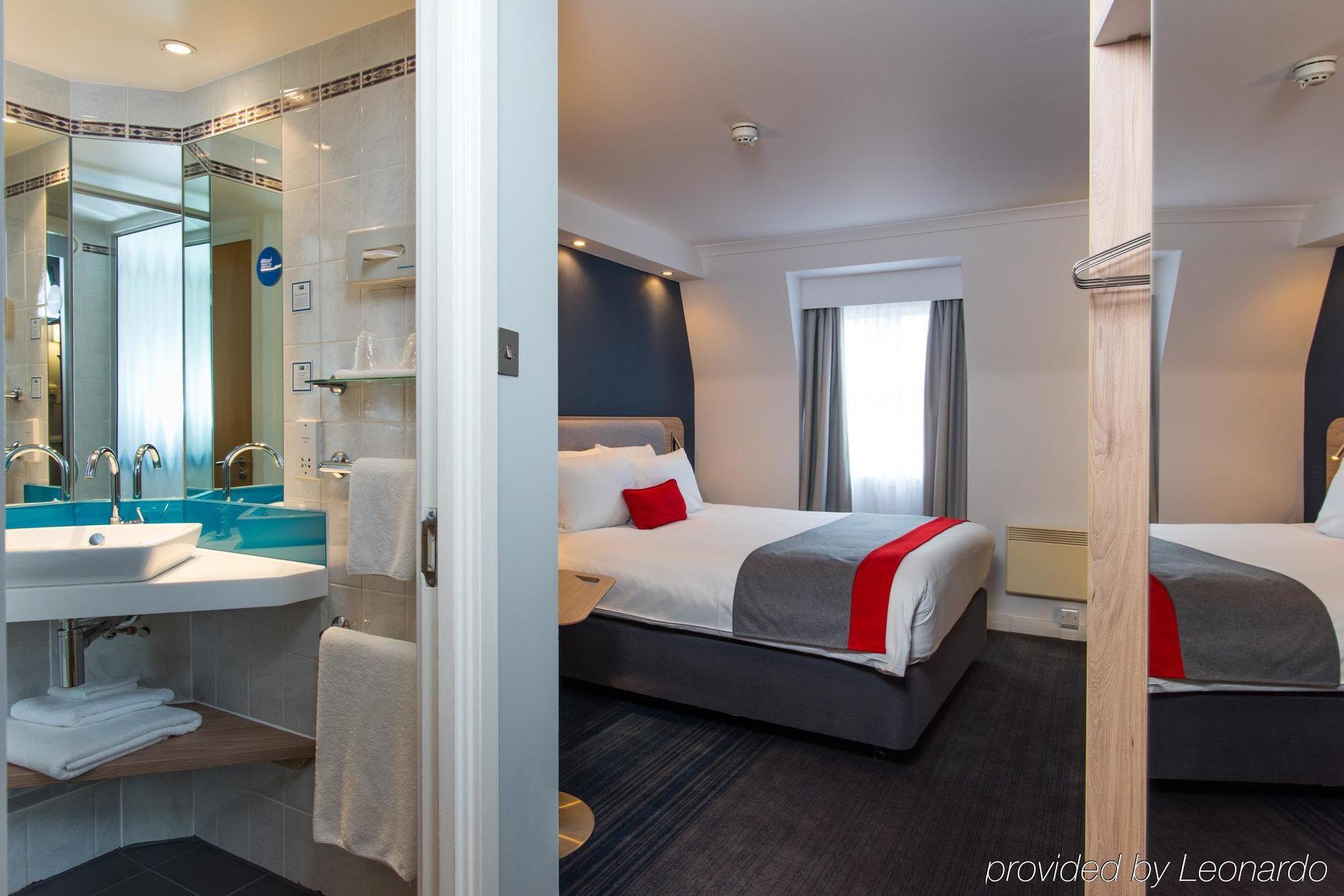 Holiday Inn Express London - Dartford By Ihg Exteriör bild