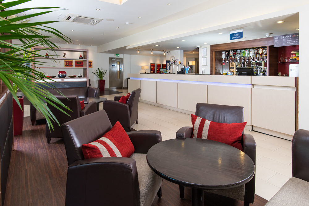 Holiday Inn Express London - Dartford By Ihg Exteriör bild