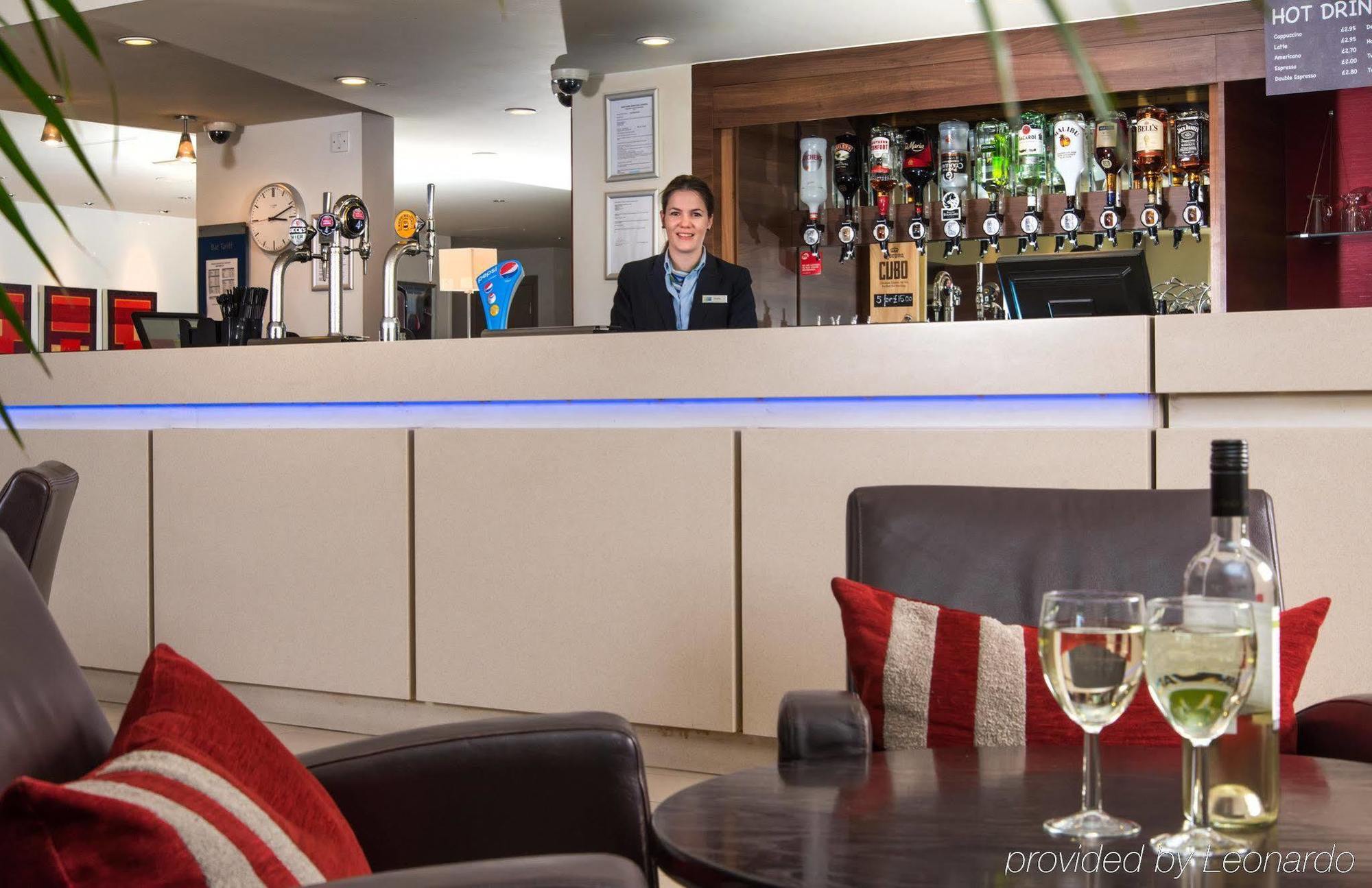 Holiday Inn Express London - Dartford By Ihg Exteriör bild